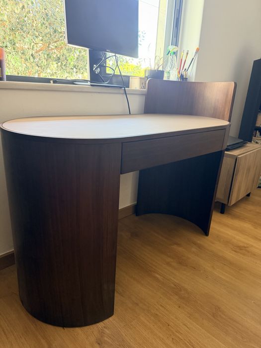 Secretaria NOVA LaRedoute