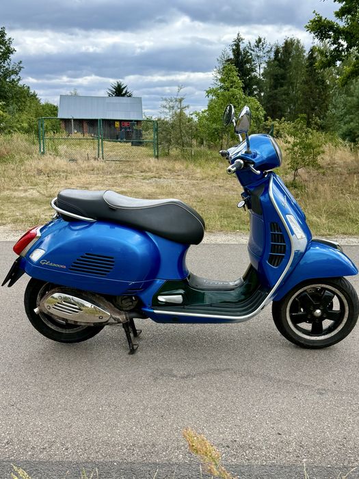 VESPA GTS 300 super 2016 rok ABS ASR zarejestrowana