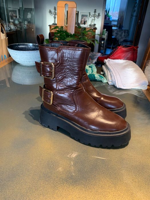 Botas unisexo castanhas