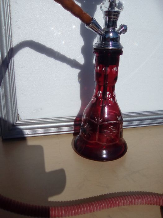 Peça decorativa em vidro e metal