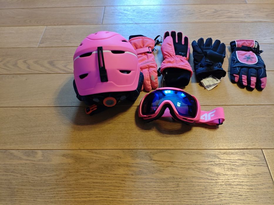 Kask narciarski + gogle + rękawiczki