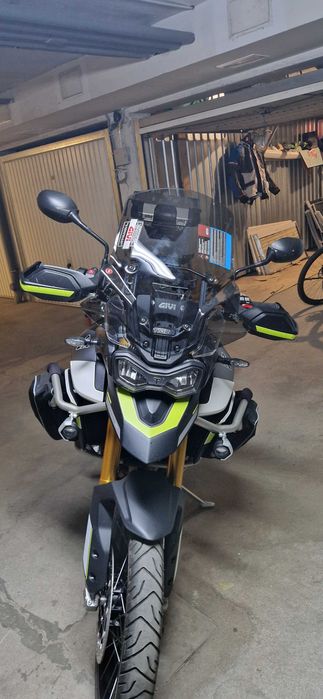 Triump Tiger 900