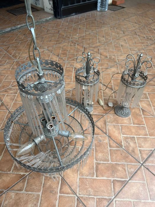 Various Lamps430893993768396802