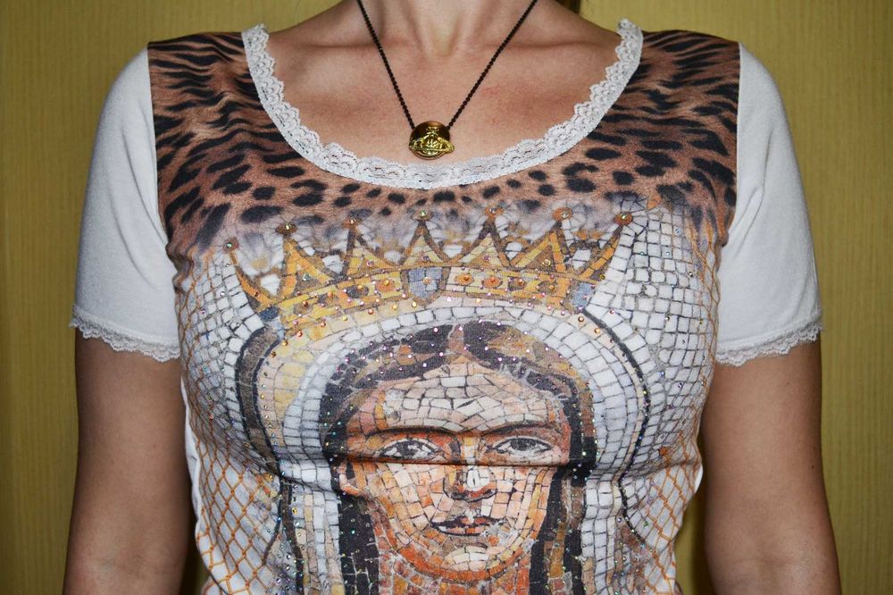 Футболка с иконой и гипюром Celyn B Elisabetta Franchi