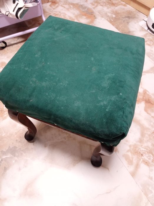 Stołek tapicerowany, taboret