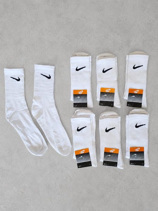 Skarpetki Nike 41-44 6 par białe długie