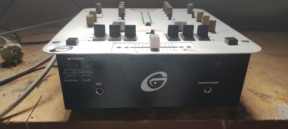 Мікшерний пульт Gemini PS-540i