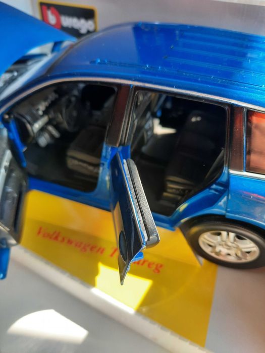 Volkswagen Touareg - 1/18 Bburago