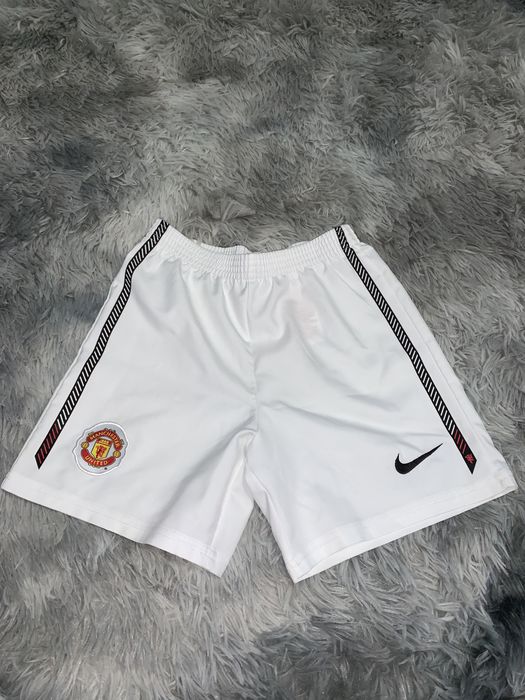 Шорти спортивні Nike
