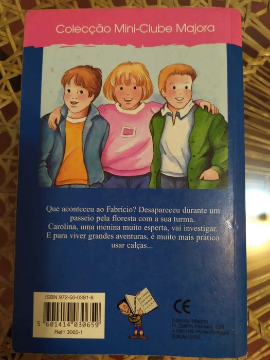 Livro: "O primeiro vestido da Carolina"