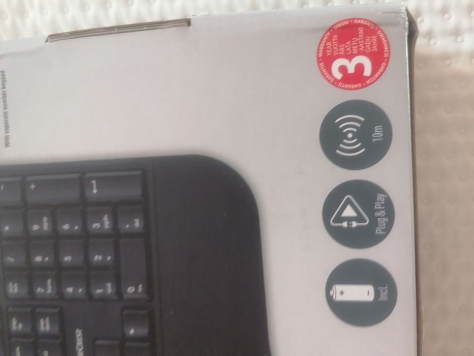 Klawiatura ergonomiczna i bezprzewodowa