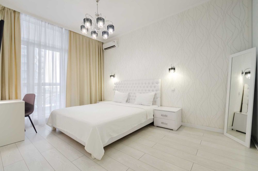 Подобова оренда 2 к. квартири в ЖК «Central Park» вул.Маккейна 7 центр