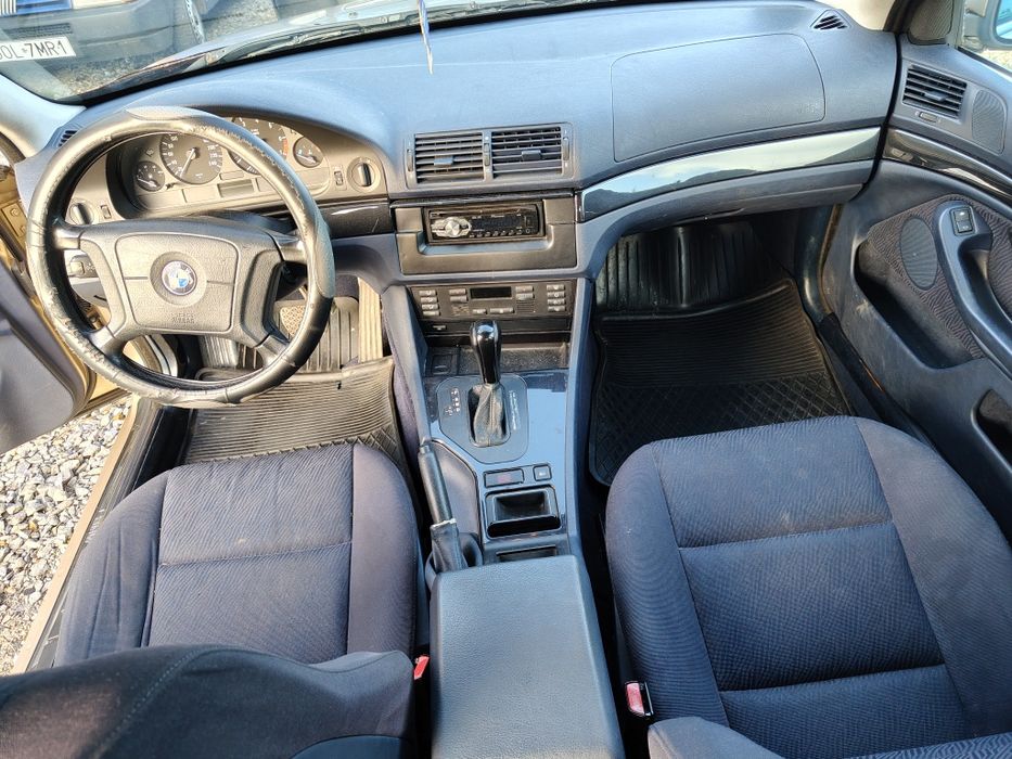BMW e 39 benzyna 2*0 automat sedan
