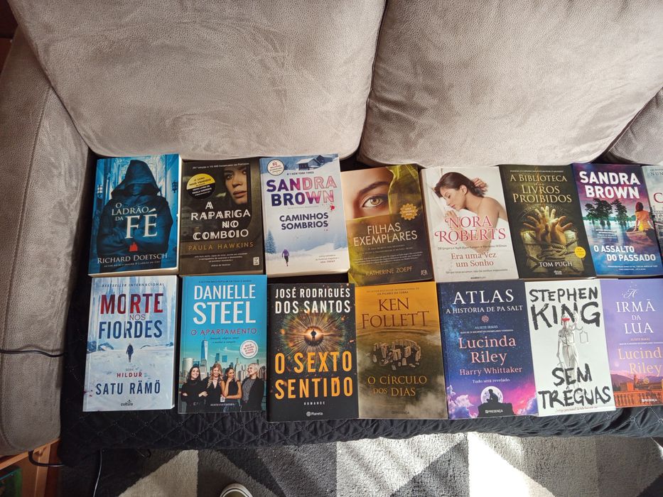 Livros de vários autores
