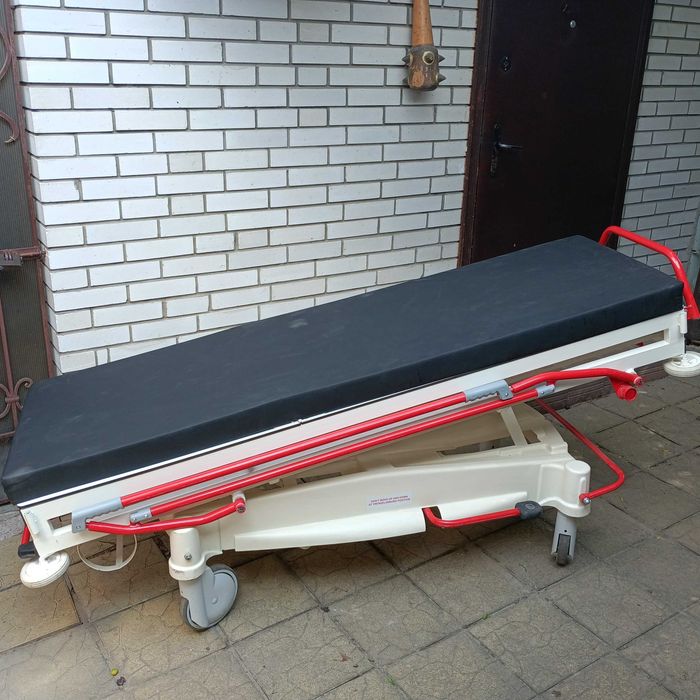 Каталка для пацієнтів