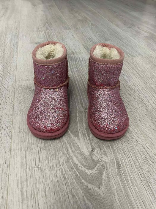 Дитячі угі чобітки чоботи 27-28 розмір сапожки