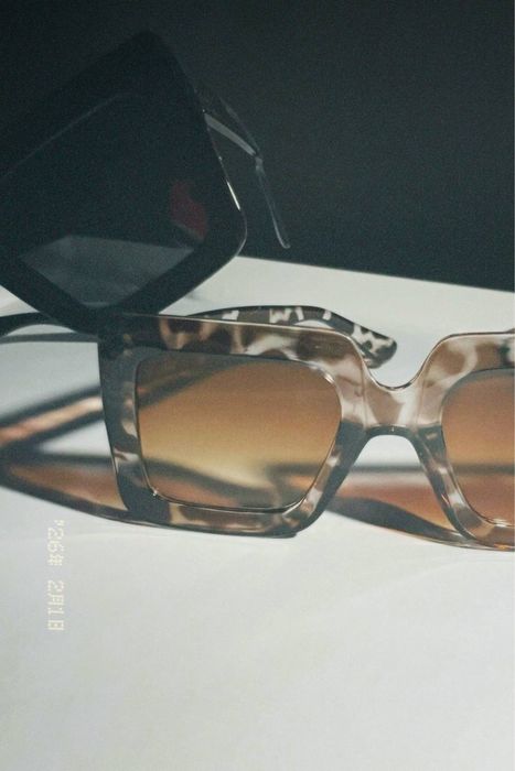 окуляри стиль у2к