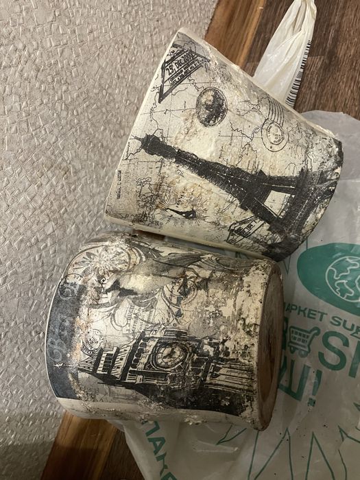 Продам керамічні горщики для квітів. 2 шт.