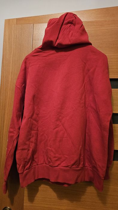 Obszerna bluza  chłopieca Pull&Bear czerwona r.L