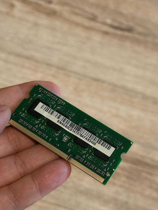 Оперативна пам'ять ADATA DDR3L 4GB 1600MHz для ноутбука Acer N16C1