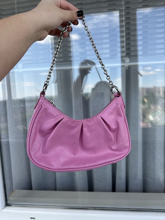 Рожева малеьнка сумочка манго MNG