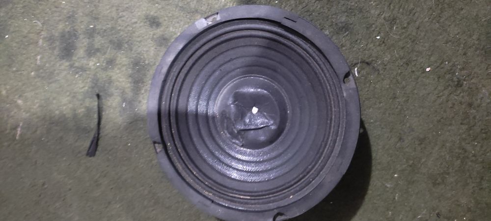 Głośniki jak na zdjeciach