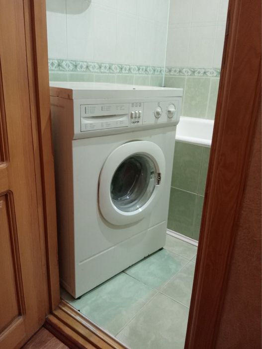 Продам пральну машинку на 10 кг