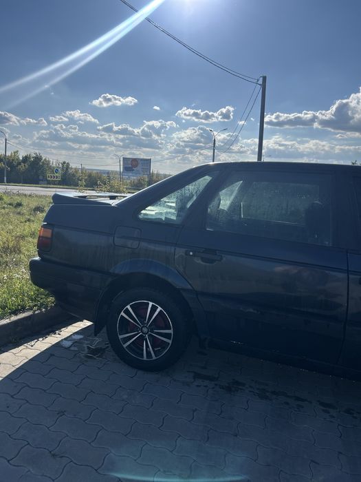 Продам пасат б3 1,8