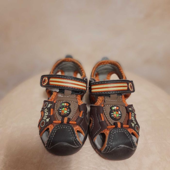 Sandałki dla chłopca rozmiar 20