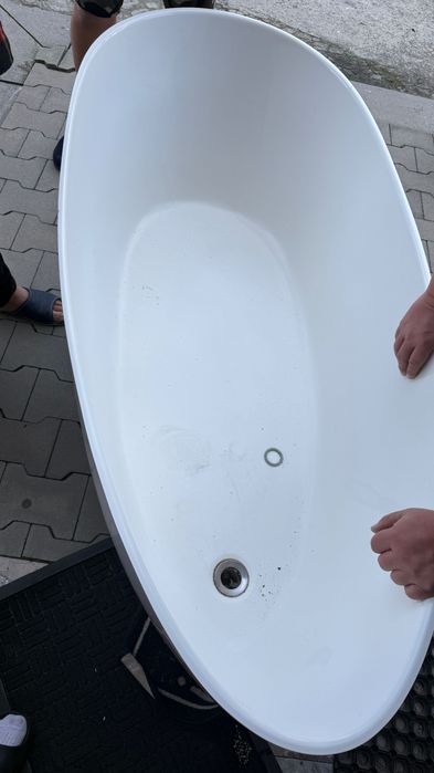 Wanna ceramiczna wolnostojąca