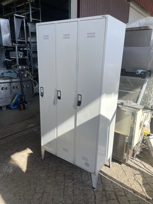 Cacifo triplo - porta individual