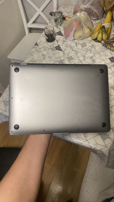 MacBook Air 2019 года