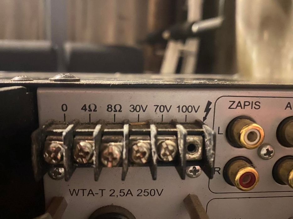 Wzmacniacz kino domowe