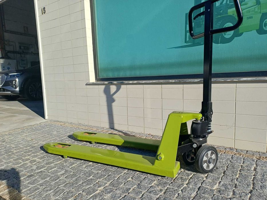 Porta Paletes Manual Clark
