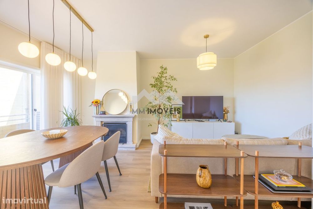 T3 Duplex | Serzedo, Vila Nova de Gaia | Renovado | Varanda e Terraço