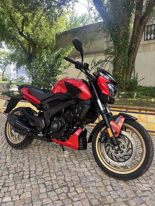 Bajaj Dominar 400  2018
