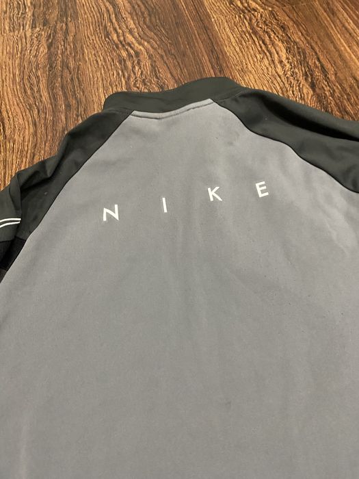 Спортивна кофта Nike