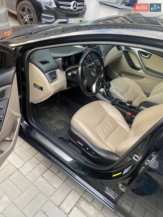 Продам Hyundai Elantra 1.8 Limited