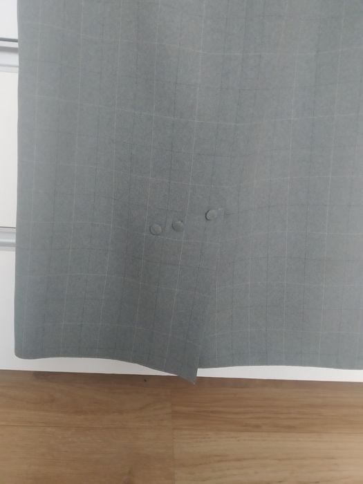 Damska garsonka dla dojrzałej kobiety.