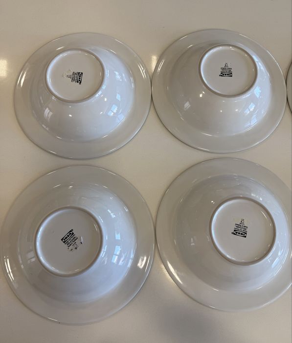 Conjunto 8 Pratos Fundos / Taças IKEA — Como Novos (Linha Verde)