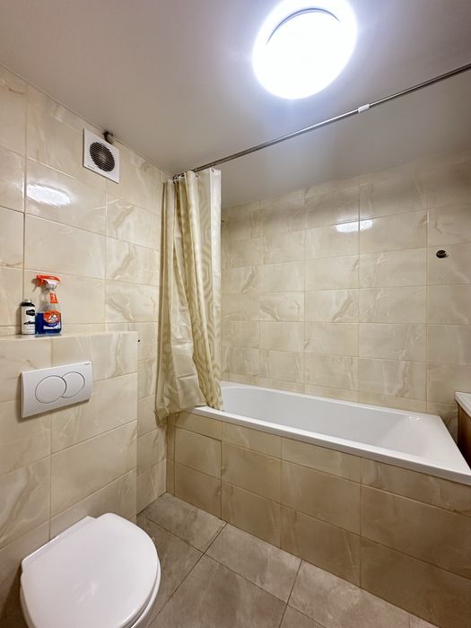 Зигіна, 2х кімнатна студія 17000грн + комунальні