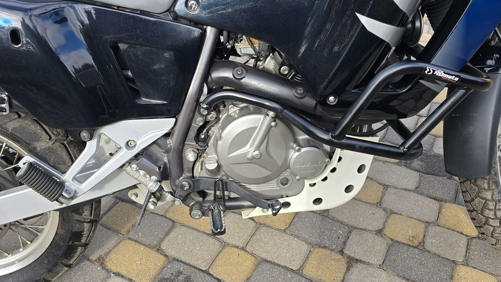 Suzuki Dr 800  stan kolekcjonerski