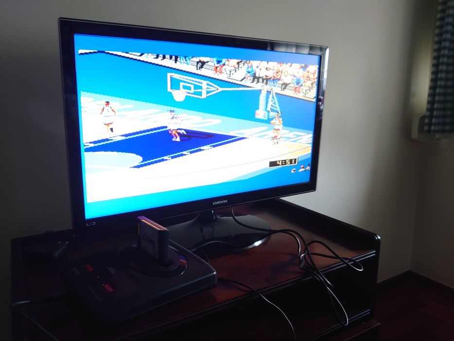 Sega Mega Drive + jogos e caixas