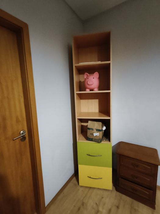 Móvel comprido (apenas)