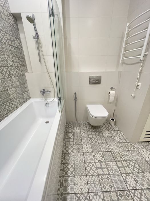 Продам 2-комн.кв. Центр, Менора, Литейная, 2А.