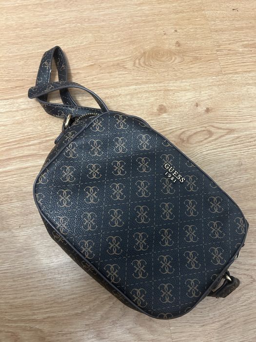 Torebka uzywana guess