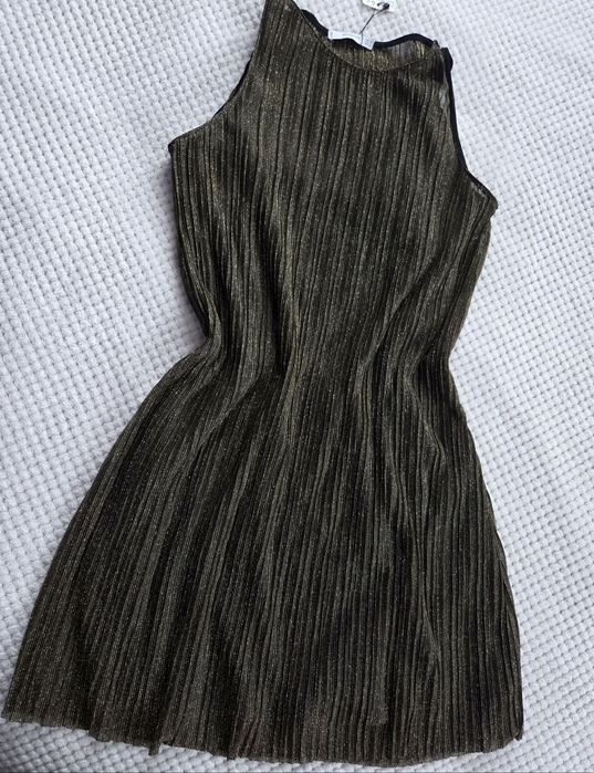 Nowa sukienka koktajlowa bez rękawów świecąca nitka mieniaca się 38