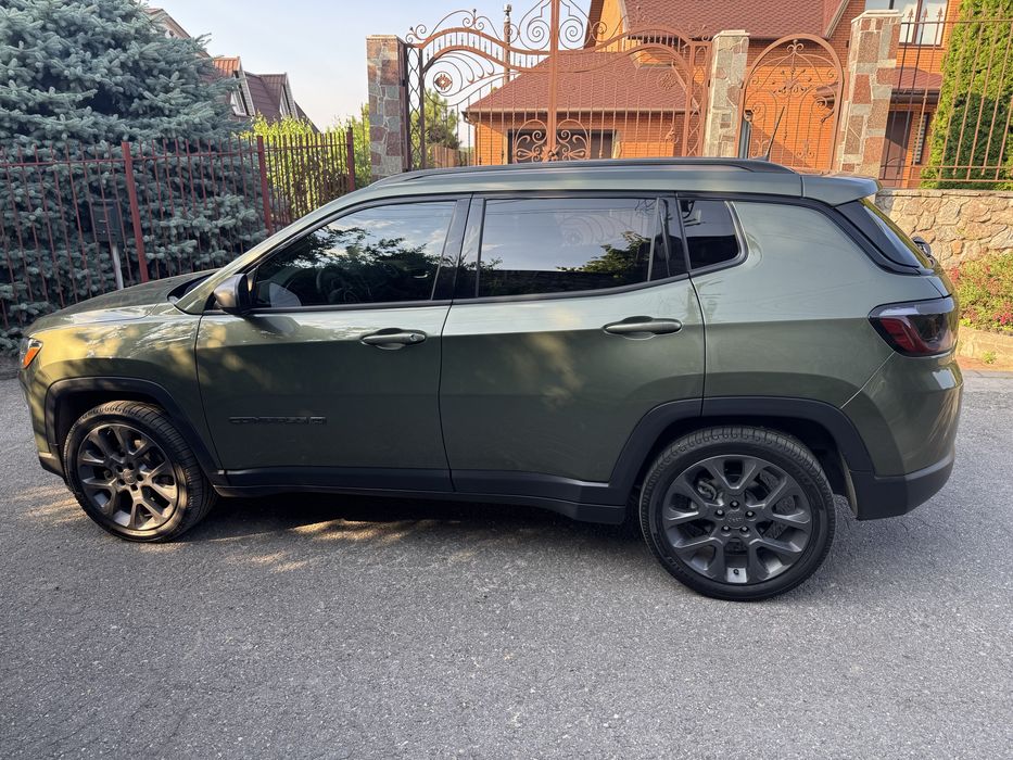 Продам Jeep Compass 2020