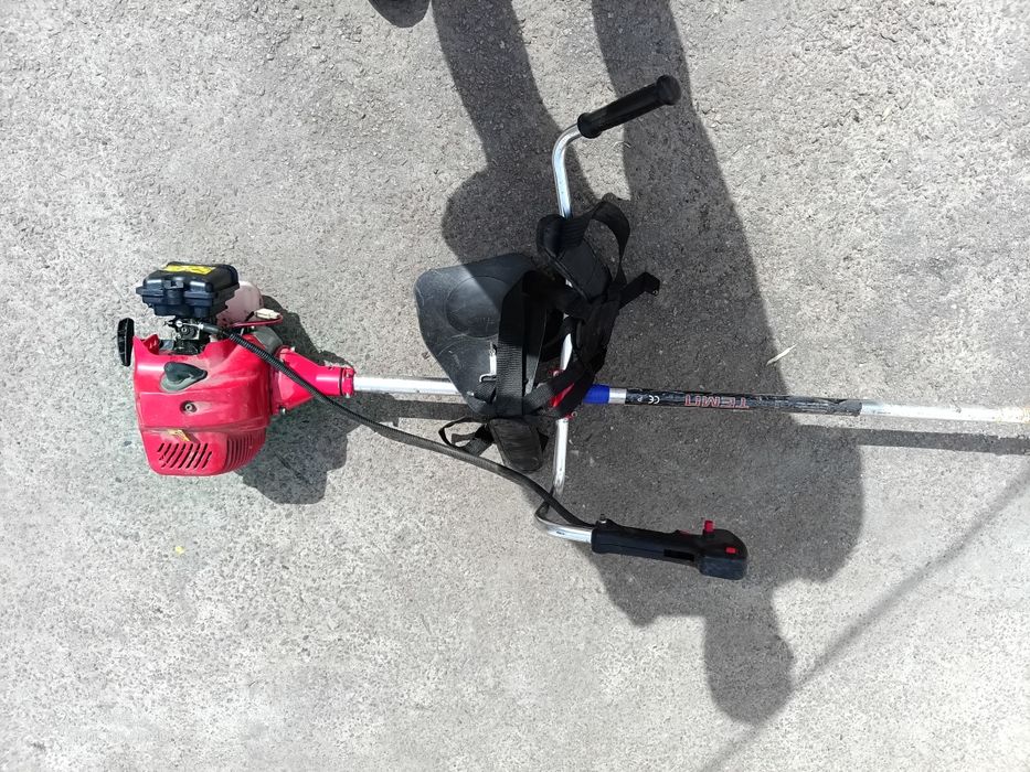 Продам мотокосу Темп 3,2 квт