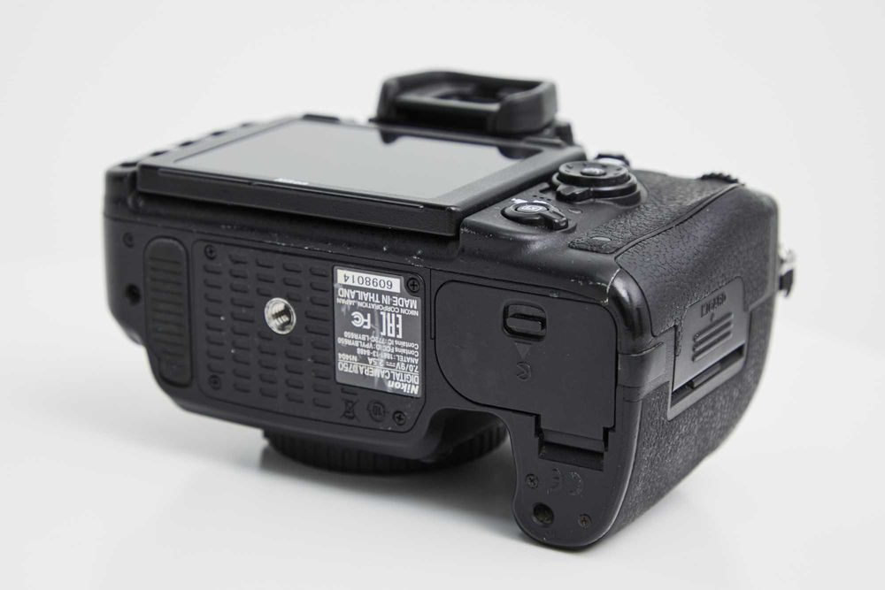 Aparat Nikon d750